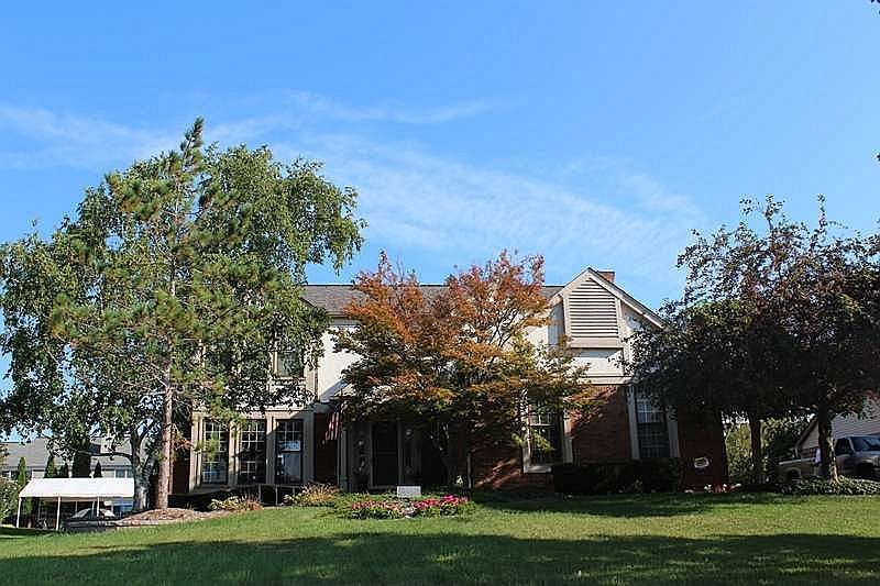 1st image of 44836 Lightsway Dr