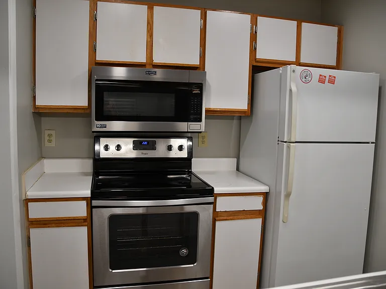 220 Elm St #304 — Photo 5