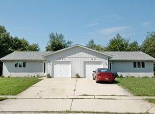 2035 Monday Dr, Elgin, IL 60123