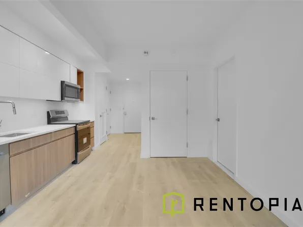 87 Commercial Street image 5 of 13