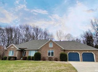 10380 Far View Dr, Evansville, IN 47712