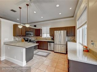 5012 Heron Pl, Pompano Beach, FL 33073