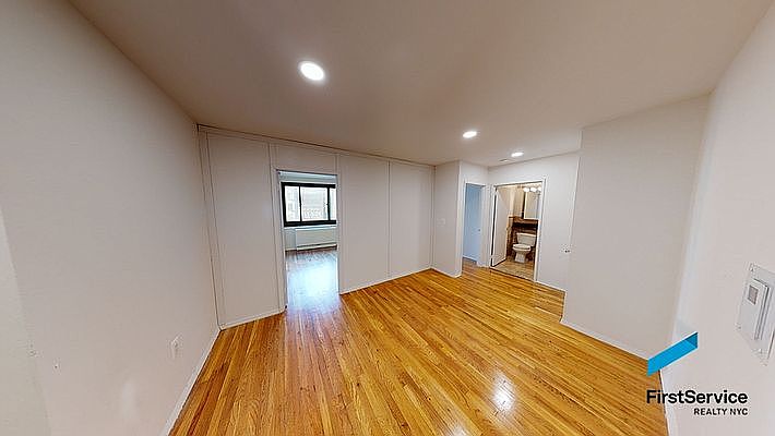 1st image of 284 Mott St APT 5L