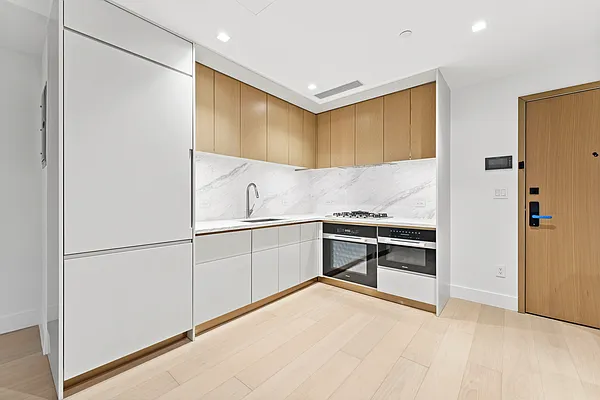 Rented by Realmart Realty LLC | media 1