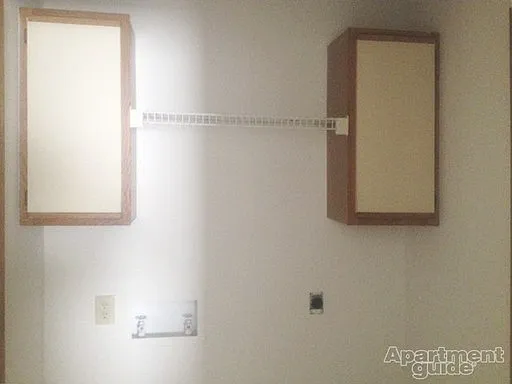 2752 S Glenview Ave — Photo 6