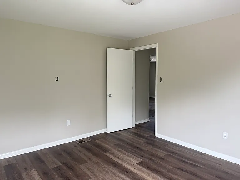 1117 Kosciusko Blvd #2 — Photo 10