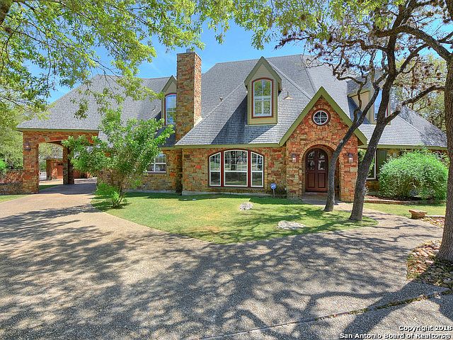 1st image of 8502 Fairway Green Dr