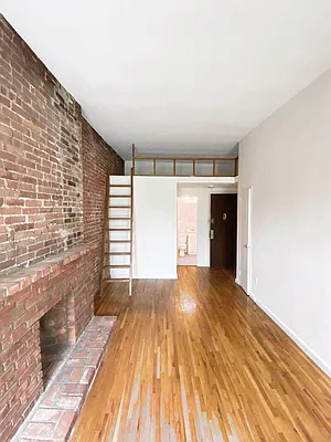 Rented by Oxford Property Group | media 31