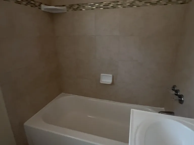 60 Wolverine Ave — Photo 11