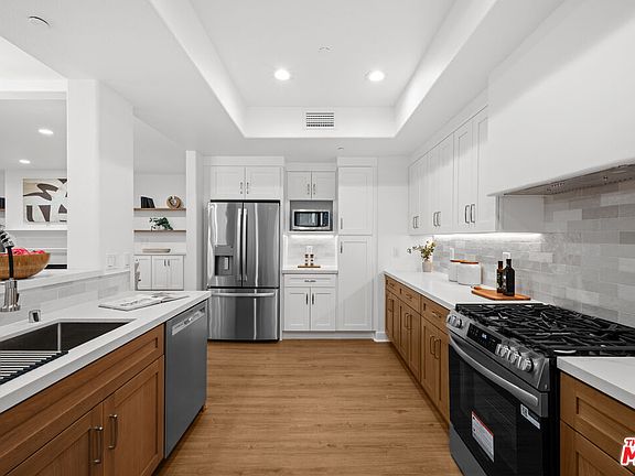 4th image of 11115 Acama St Unit 104