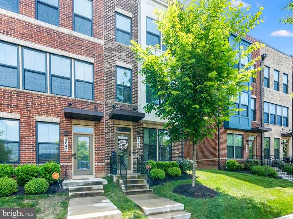 4645 Towne Park Rd, Suitland, MD 20746