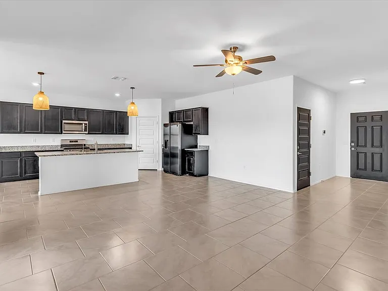 7510 W Corona Rd — Photo 10