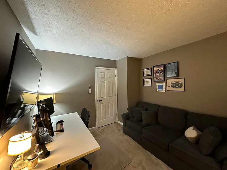 1121 N Briarwood Dr — Photo 20
