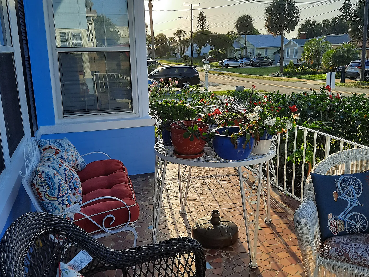 512 Phoenix Ave — Photo 3
