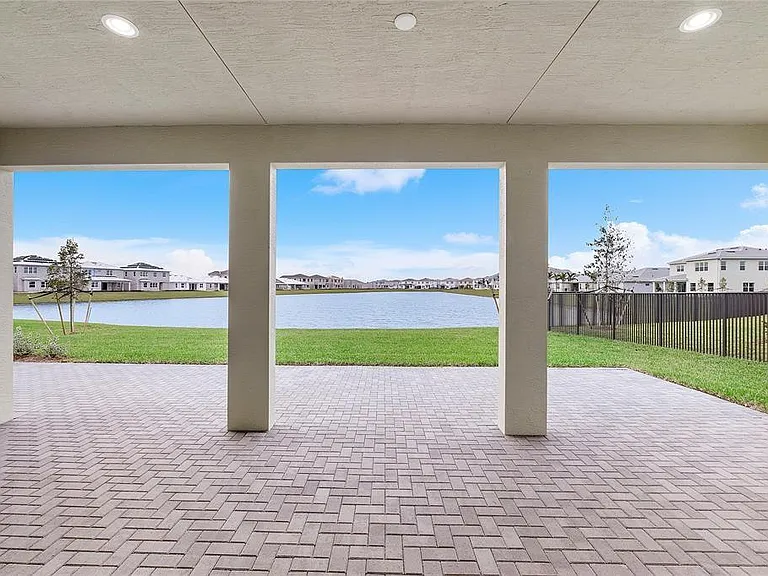 5206 Liberty Ln — Photo 46