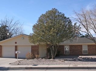 2912 June St NE, Albuquerque, NM 87112
