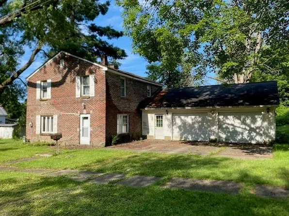 46 Warden St, Union City, PA 16438