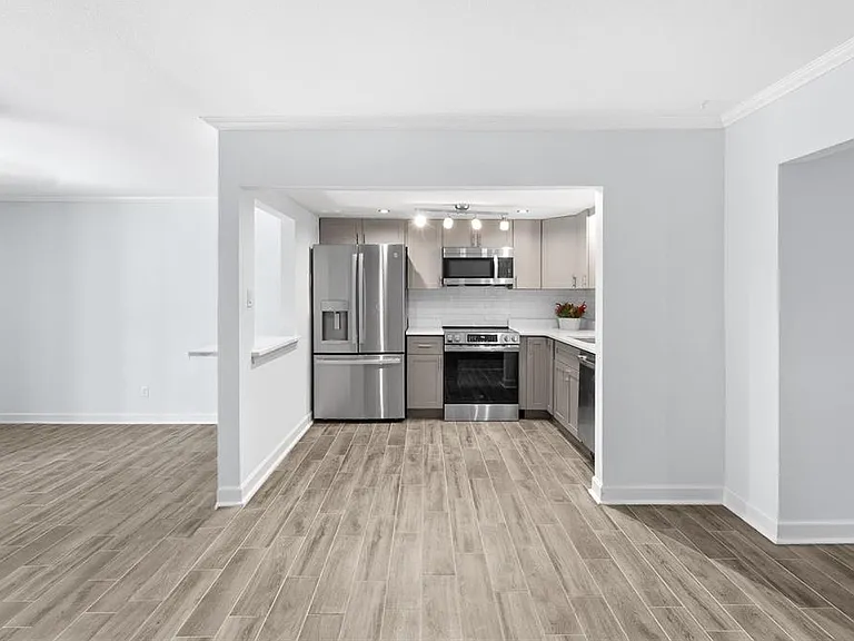 505 Plaza Seville Ct #9 — Photo 12