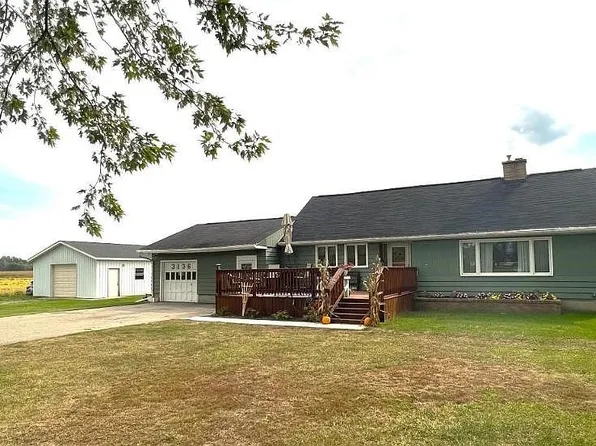 3136 E Siebert Rd, Midland, MI 48642