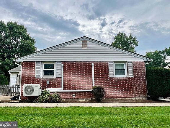 2nd image of 2324 Bedminster Rd