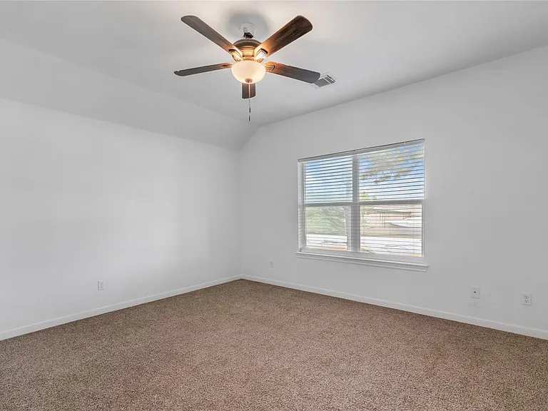 31 Umbria Ln — Photo 32