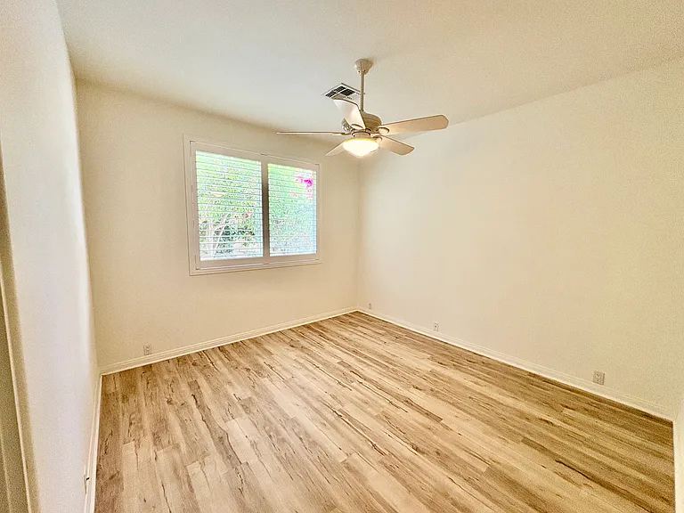 3RD BEDROOM WITH WALK IN CLOSET AND FULL BATHROOM