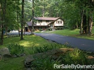 198 Reeders Run Rd, Stroudsburg, PA 18360