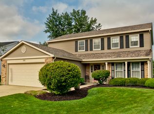 633 Wainsford Dr, Hoffman Estates, IL 60169