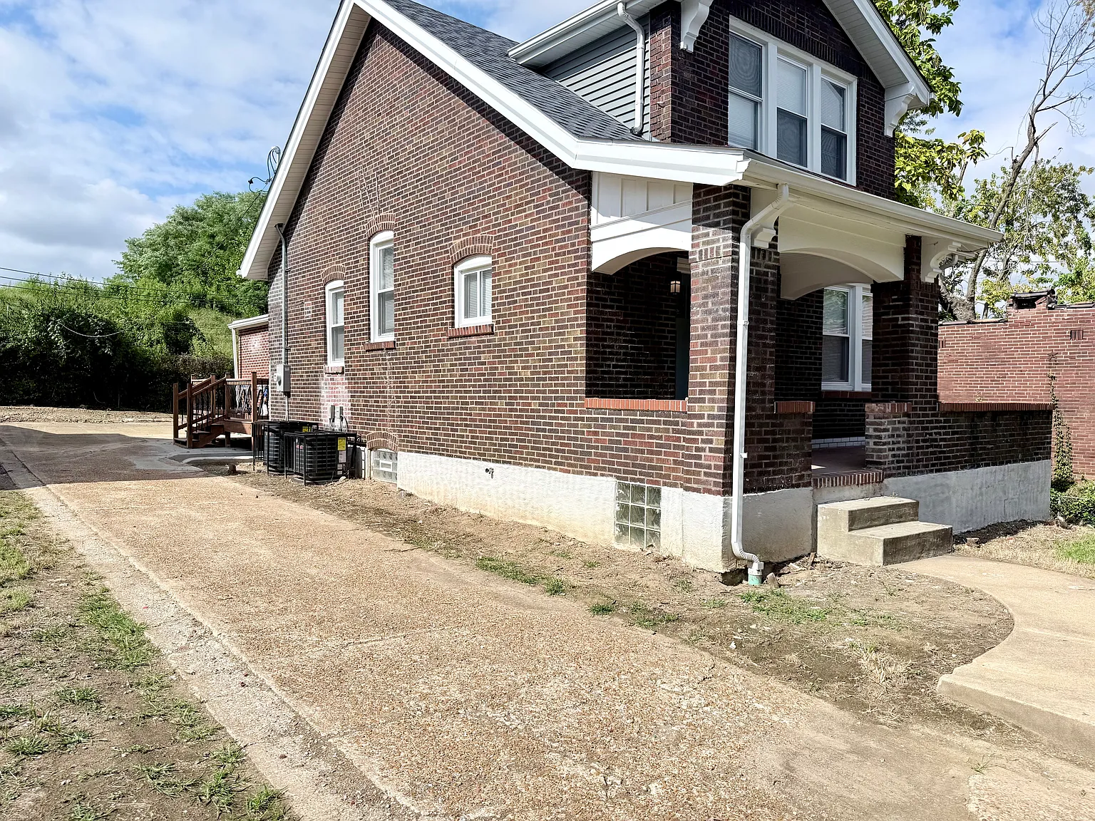 4 bed, 1400 sqft, $1,750 — Photo 3