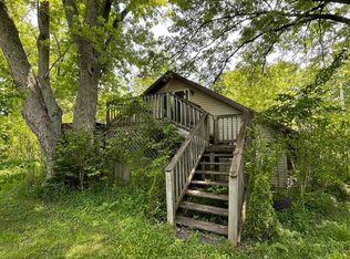 7838 N Walker Rd, New carlisle, IN 46552