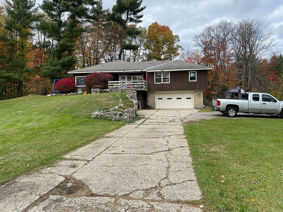2nd image of 812 E Pontaluna Rd