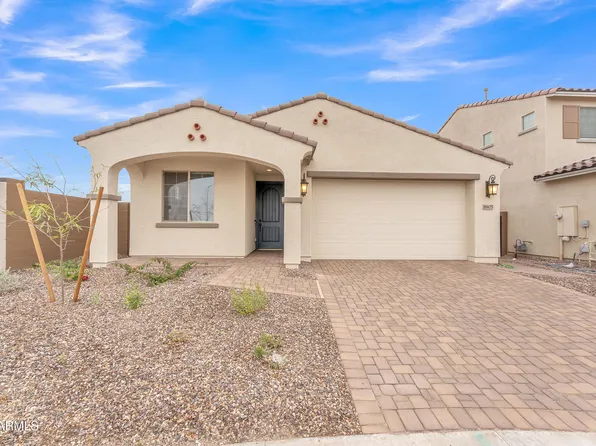 8905 W ORANGE Drive, Glendale, AZ 85305