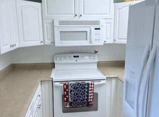 1027 Berkshire B, Deerfield Beach, FL 33442