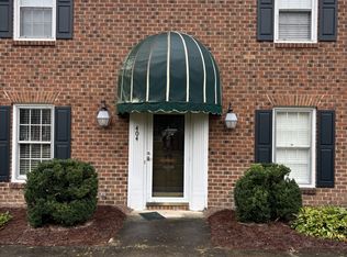 404 W Harnett St, Benson, NC 27504