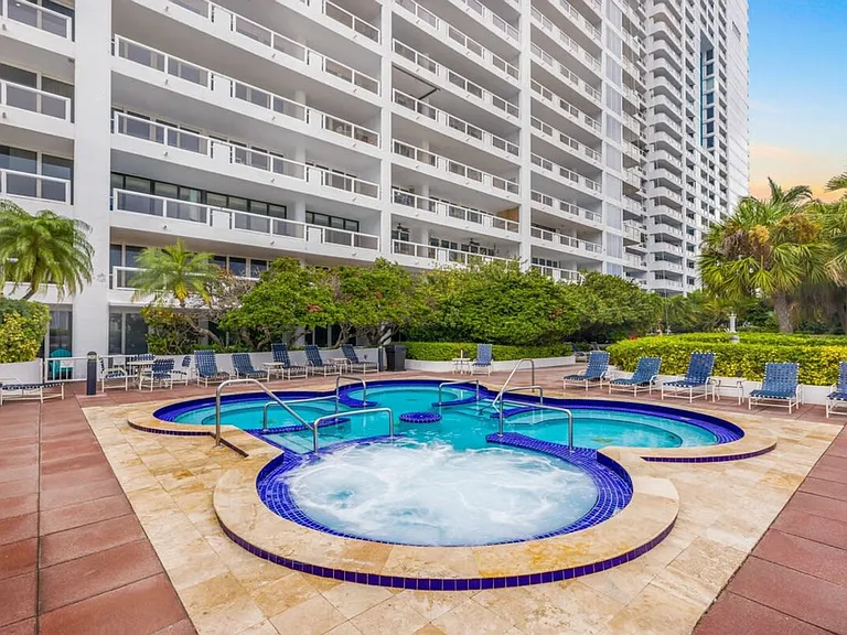 1717 N Bayshore Dr #ID1054094P — Photo 6