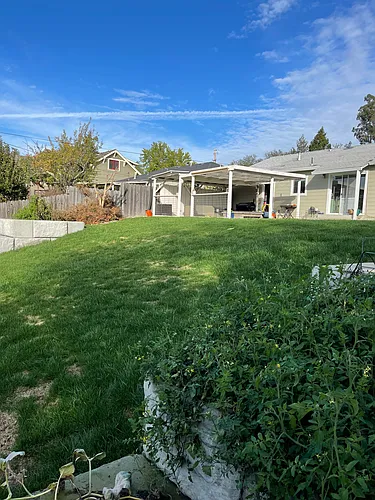 1007 Sunnyside Dr Photo 1