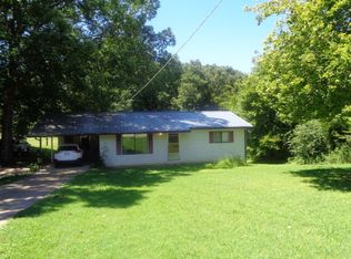 1187 Pt Mason Rd, Big Sandy, TN 38221