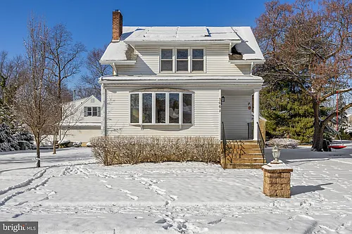 306 Lincoln Ave N Photo 1