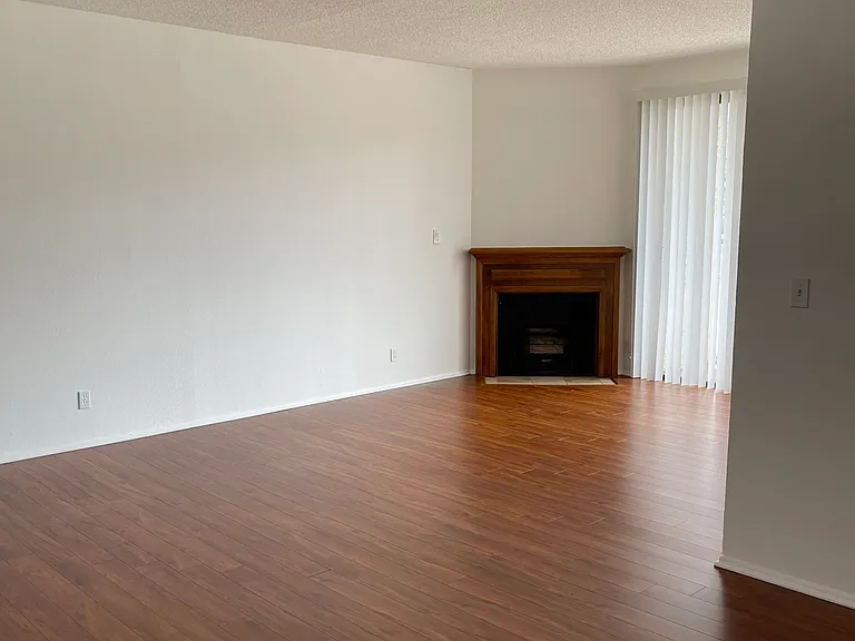4314 Matilija Ave — Photo 8