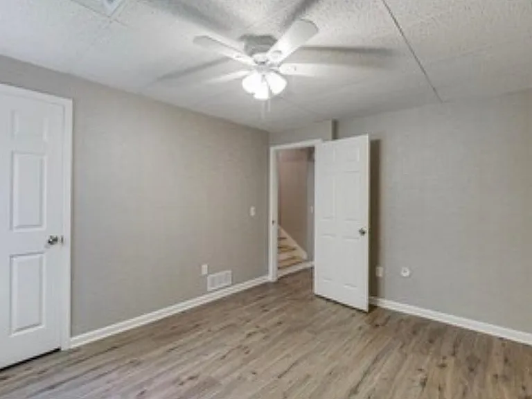 8950 Pine Tree Cir — Photo 24