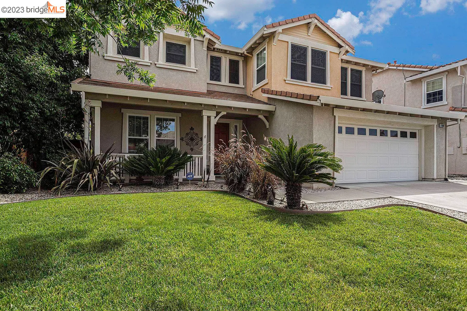 2408 Berkshire Ln photo 1