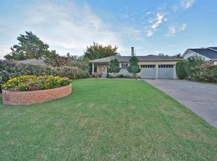 1102 W Wilshire Blvd, Nichols Hills, OK 73116