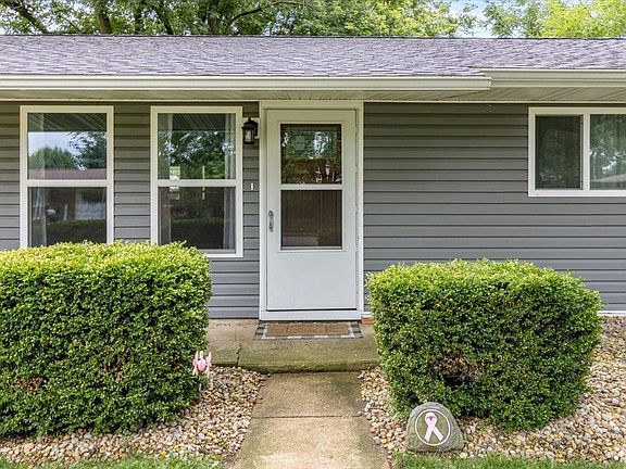 5th image of 1057 Debolt Ave