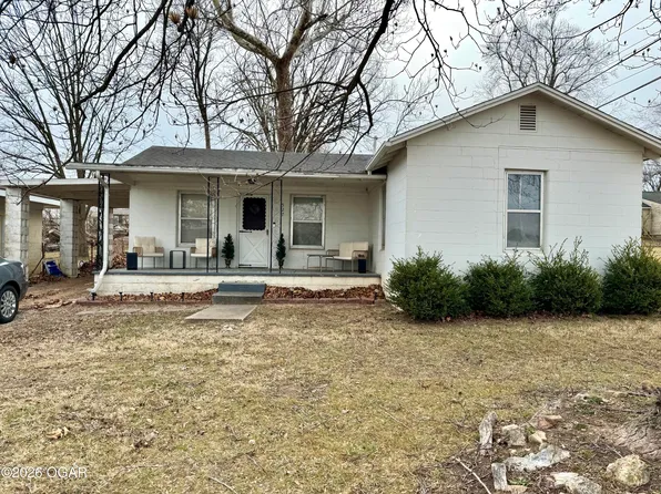 527 Morrow St, Neosho, MO 64850