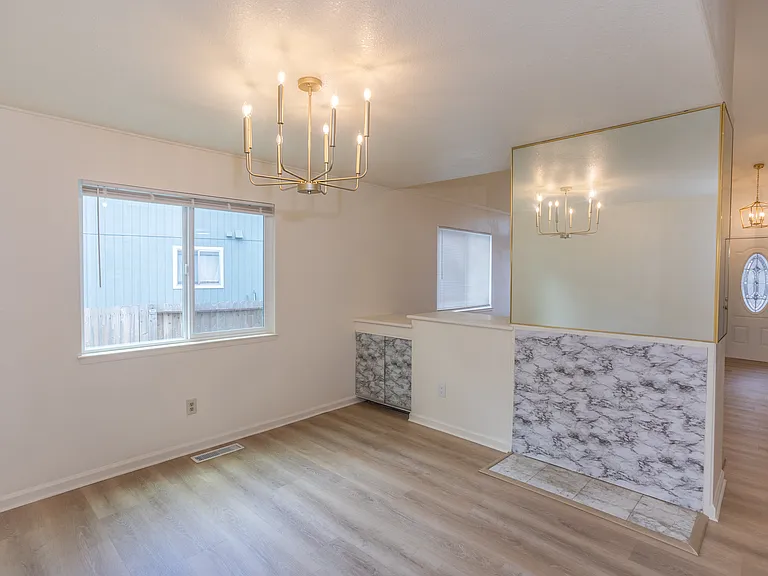 183 Creekside Cir — Photo 5