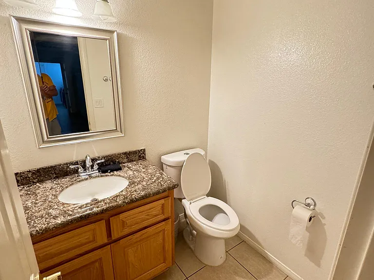 12596 Oaks Ave — Photo 10
