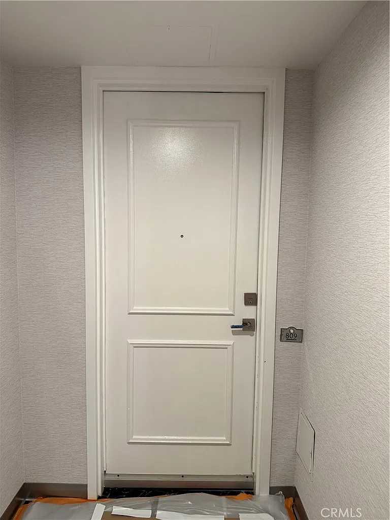 2 bed, 1313 sqft, $4,195 — Photo 3