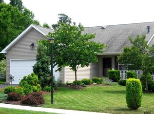 48 Lexington Dr, Hanover, PA 17331