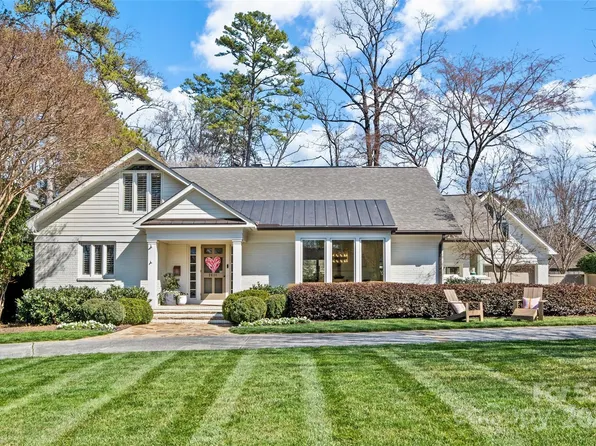 2611 Danbury St, Charlotte, NC 28211
