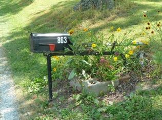 863 Pierce Rd, Martin, TN 38237